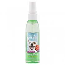 TropiClean Fresh Breath Oral Care Spray for Dogs - Berry Fresh (4oz)